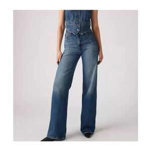 Levi’s Ribcage Wideleg